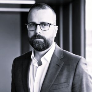 Kim;s profile pic 2025